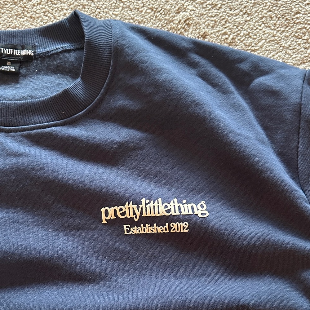 PrettyLittleThing Deep Blue Crewneck Sweater - Picture 3 of 3
